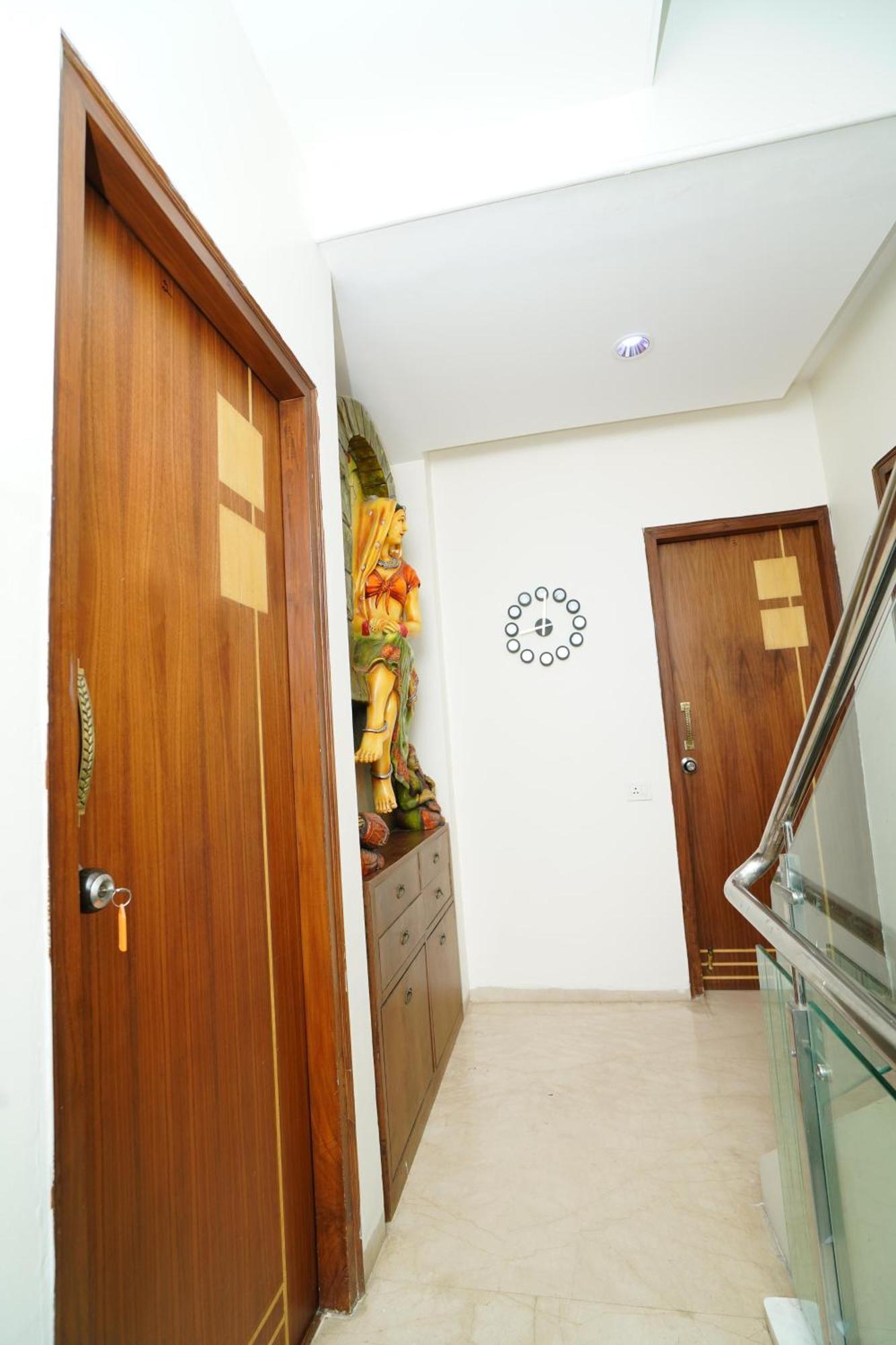 Golden Villa - Duplex House With Private Theater - Near To Alipiri And Bhudevi Ttd Ticket Counter And Kapilateertham Τιρουπάτι Εξωτερικό φωτογραφία