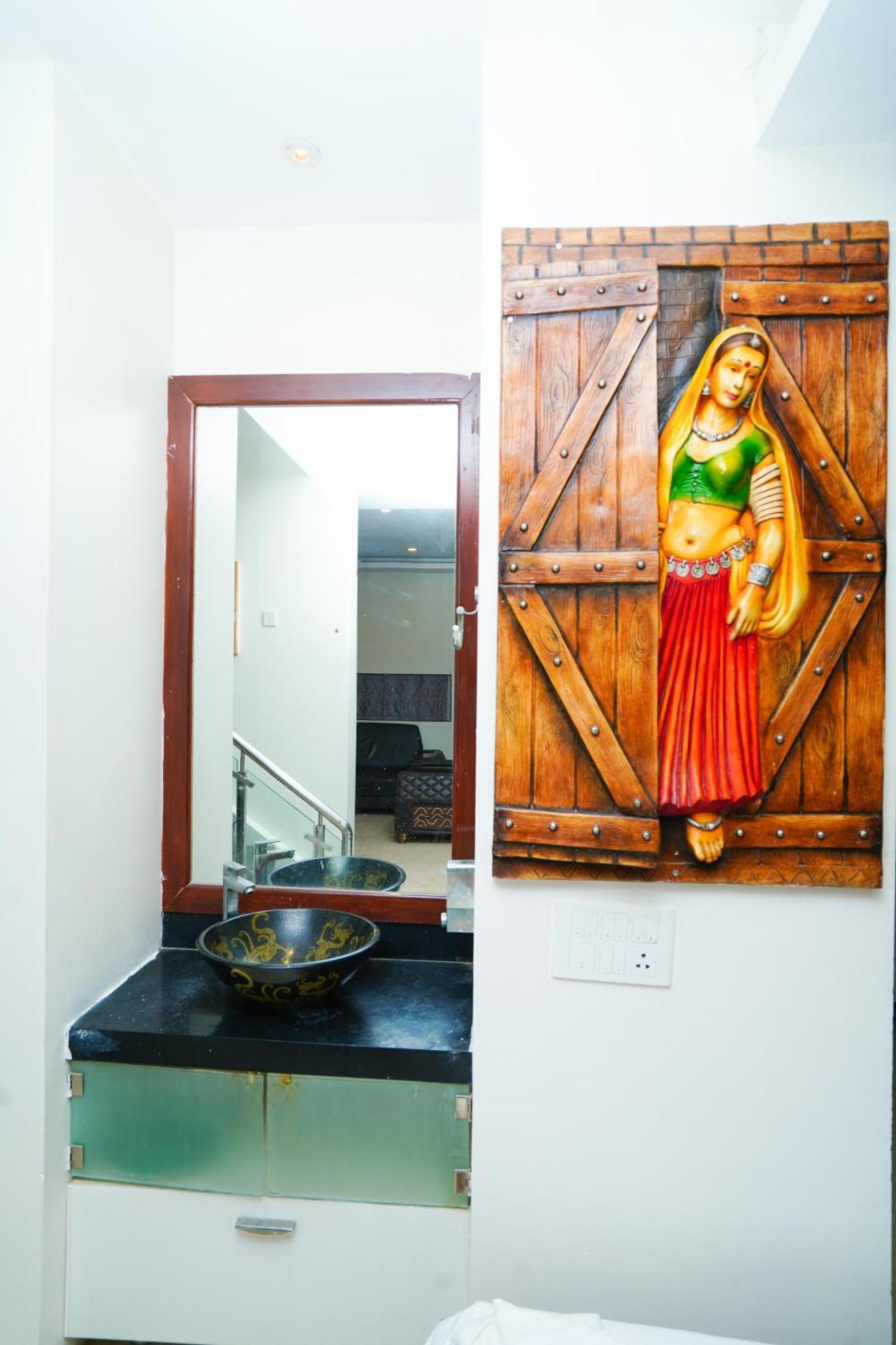 Golden Villa - Duplex House With Private Theater - Near To Alipiri And Bhudevi Ttd Ticket Counter And Kapilateertham Τιρουπάτι Εξωτερικό φωτογραφία