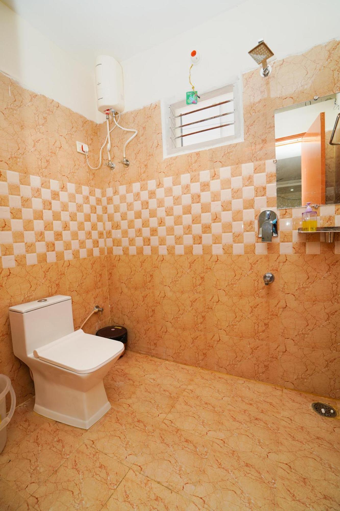 Golden Villa - Duplex House With Private Theater - Near To Alipiri And Bhudevi Ttd Ticket Counter And Kapilateertham Τιρουπάτι Εξωτερικό φωτογραφία