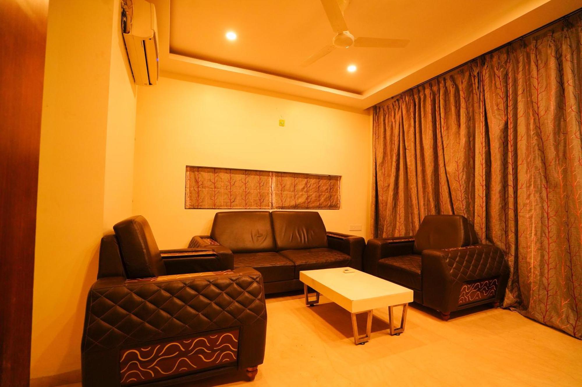 Golden Villa - Duplex House With Private Theater - Near To Alipiri And Bhudevi Ttd Ticket Counter And Kapilateertham Τιρουπάτι Εξωτερικό φωτογραφία