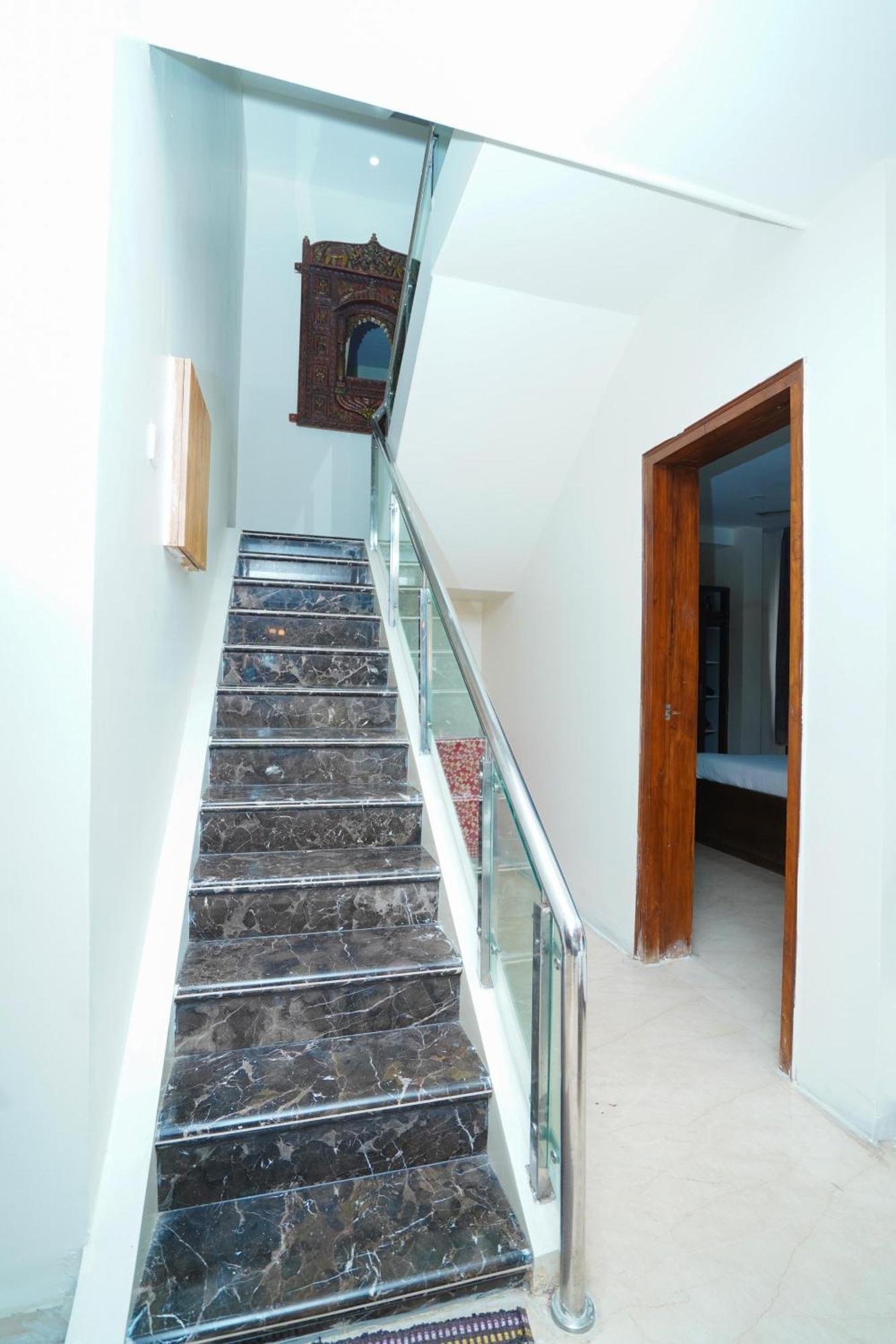 Golden Villa - Duplex House With Private Theater - Near To Alipiri And Bhudevi Ttd Ticket Counter And Kapilateertham Τιρουπάτι Εξωτερικό φωτογραφία